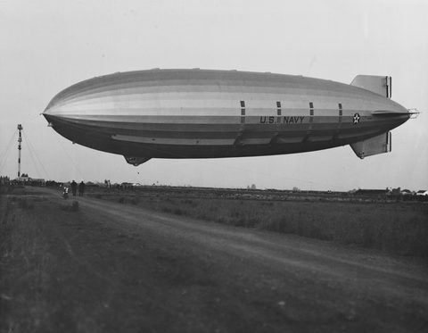 USS Akron Landing