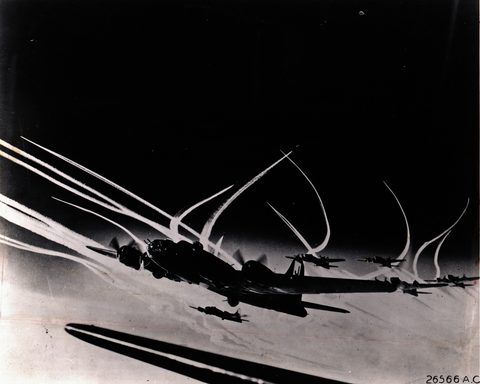 B-17s with contrails